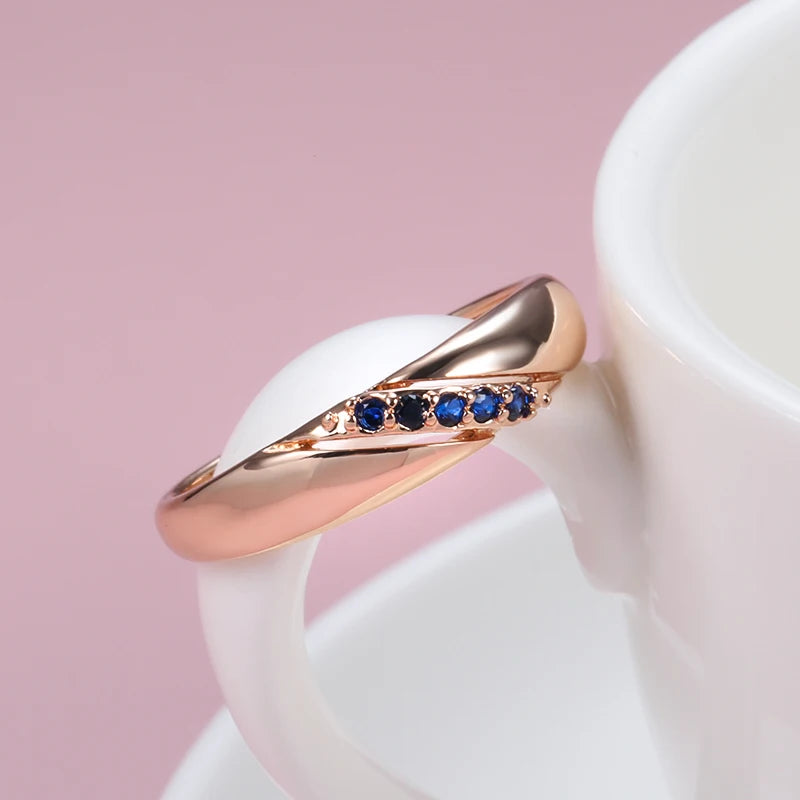 585 Rose Gold Vintage Blue Natural Zircon Ring