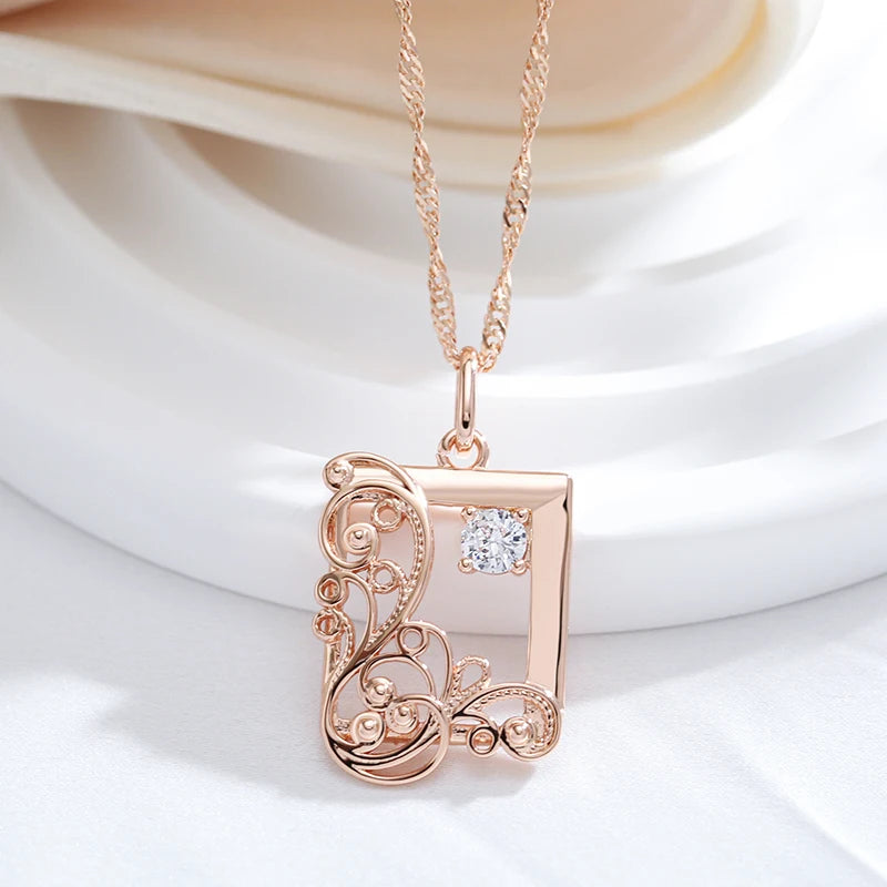 585 Rose Gold Square Pendant Necklace